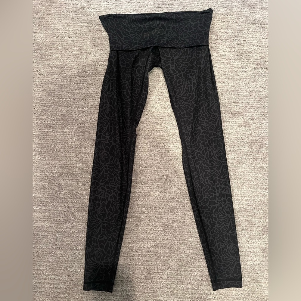 Lululemon Leggings Floral Design